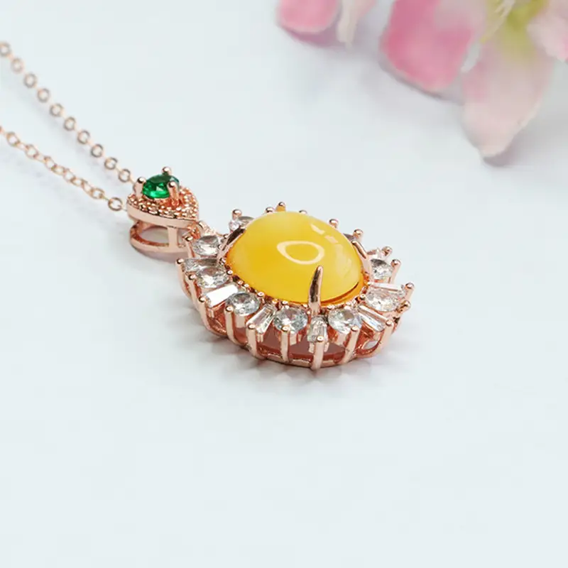 Guan Yu Yellow Amber Necklace with Crystal Set — feature 9