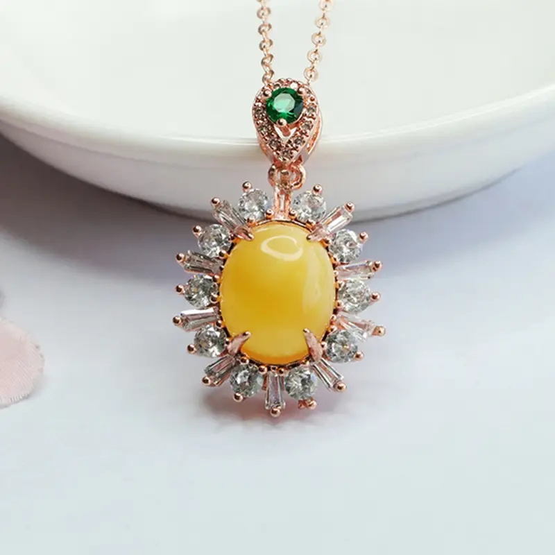Guan Yu Yellow Amber Necklace with Crystal Set