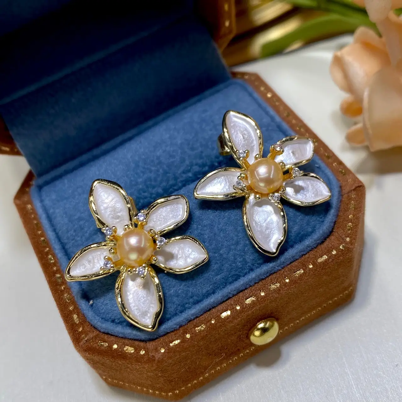 Freshwater Gold Pearl Flower Earrings for Women - Image 4