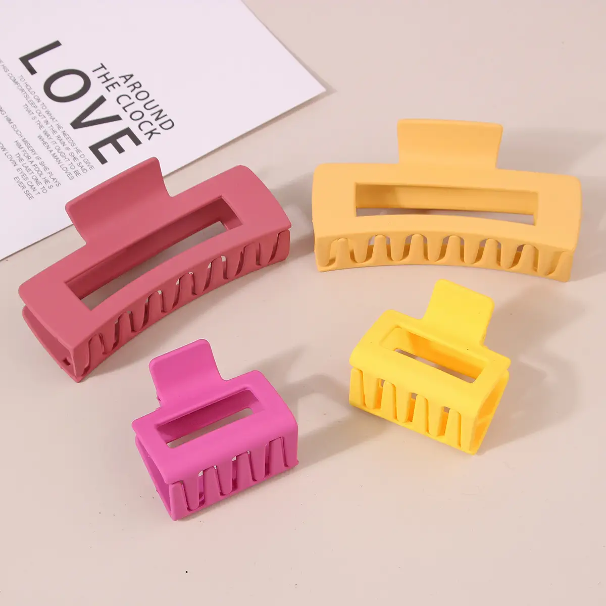 Extra Large Frosted Shark Hair Grab Clips Set — feature 15