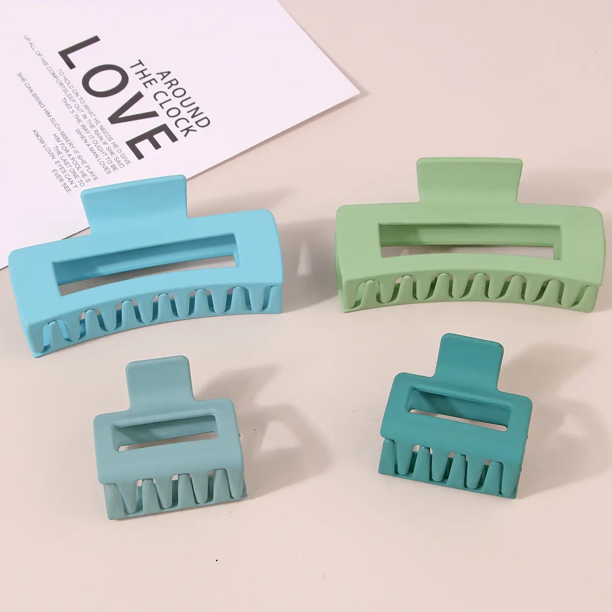Extra Large Frosted Shark Hair Grab Clips Set — feature 16