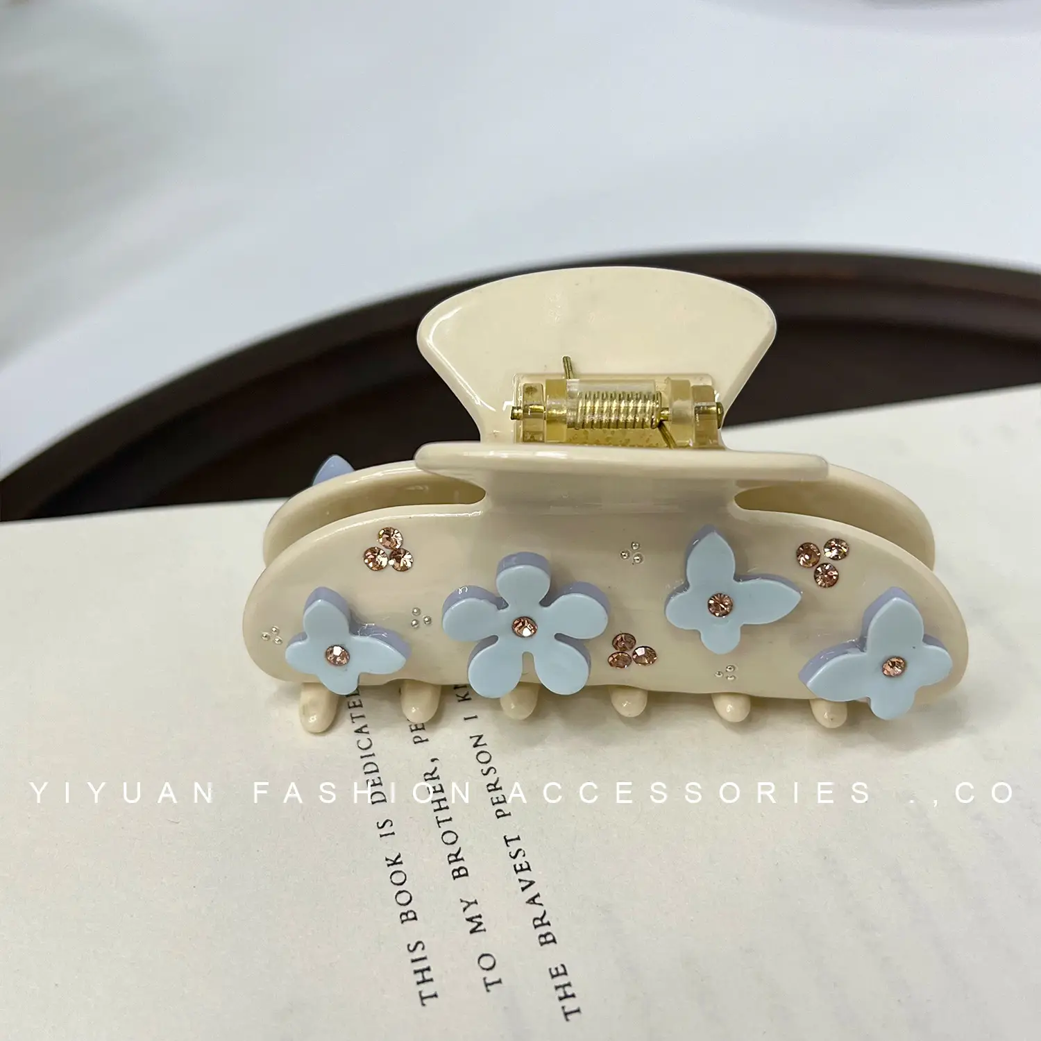 Butterfly Acetic Acid Hair Clip with Diamond Flowers