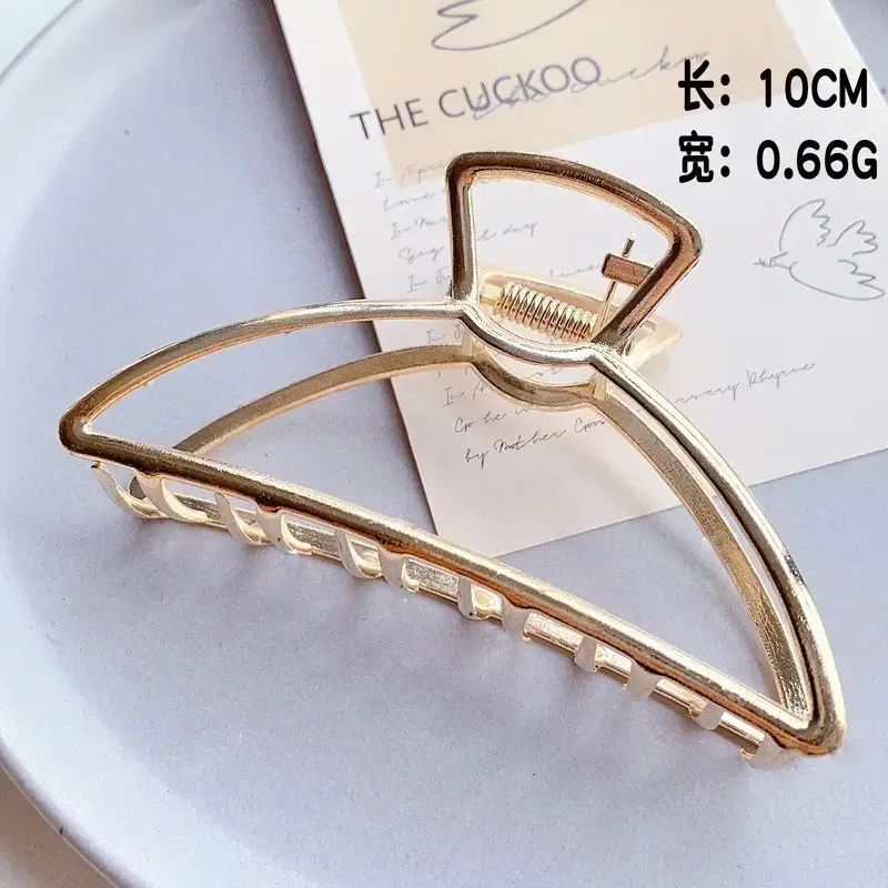 Oversized 3D Metal Hairpin Clip Shark Design - Image 15