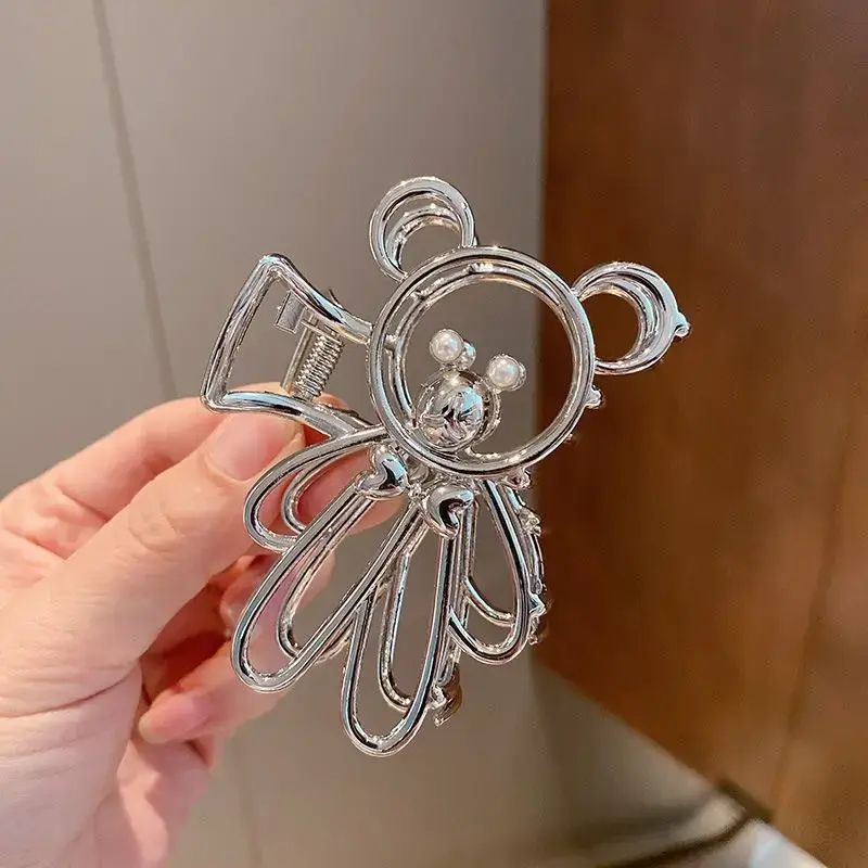 Oversized 3D Metal Hairpin Clip Shark Design - Image 31