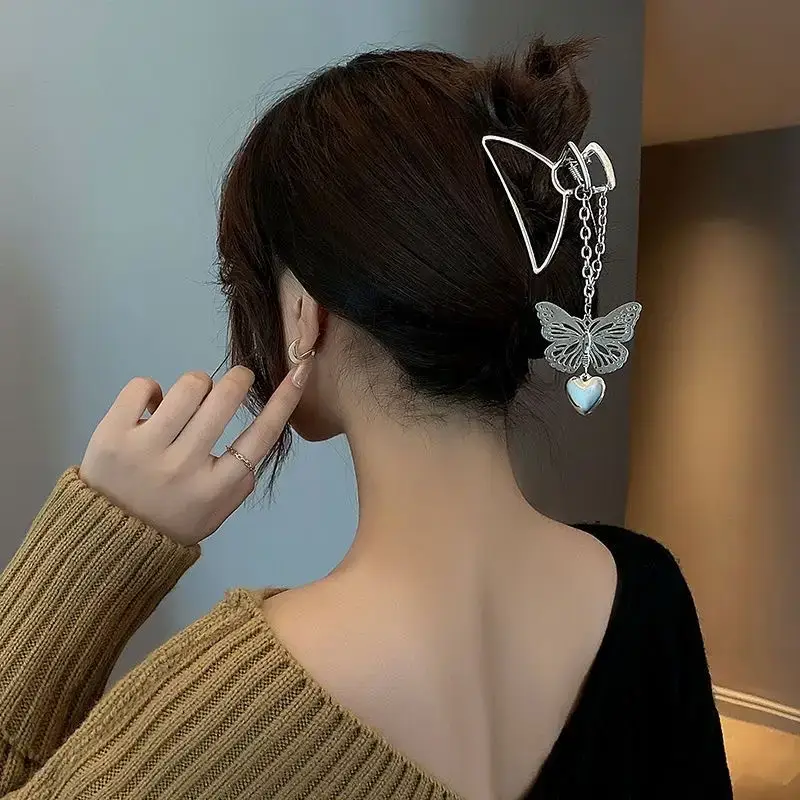 Oversized 3D Metal Hairpin Clip Shark Design - Image 43