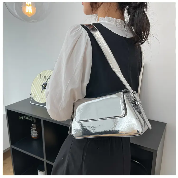 Silver Metallic Messenger Bag for Women Spring Summer 2023 — feature 16