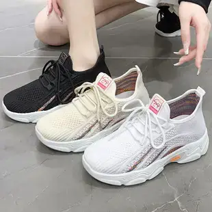 Women Korean Style Breathable Flyknit Sports Shoes Black White — feature 3