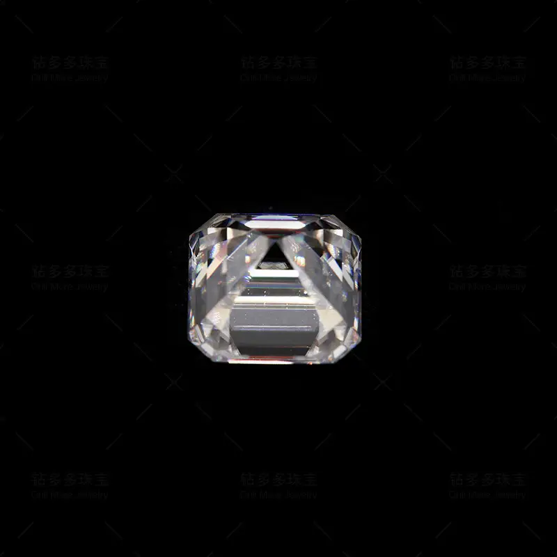 Loose Moissanite Square Cut 7x7mm 2K Clear - Image 2