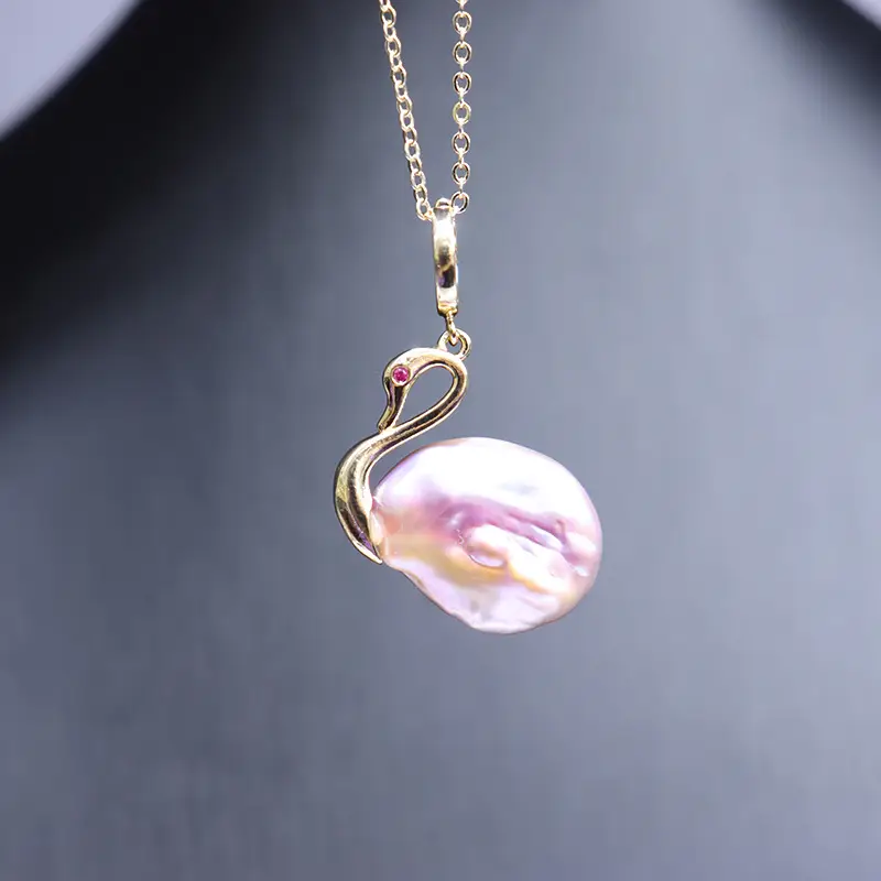 Natural Pearl Swallow Pendant with Baroque Design - Image 3