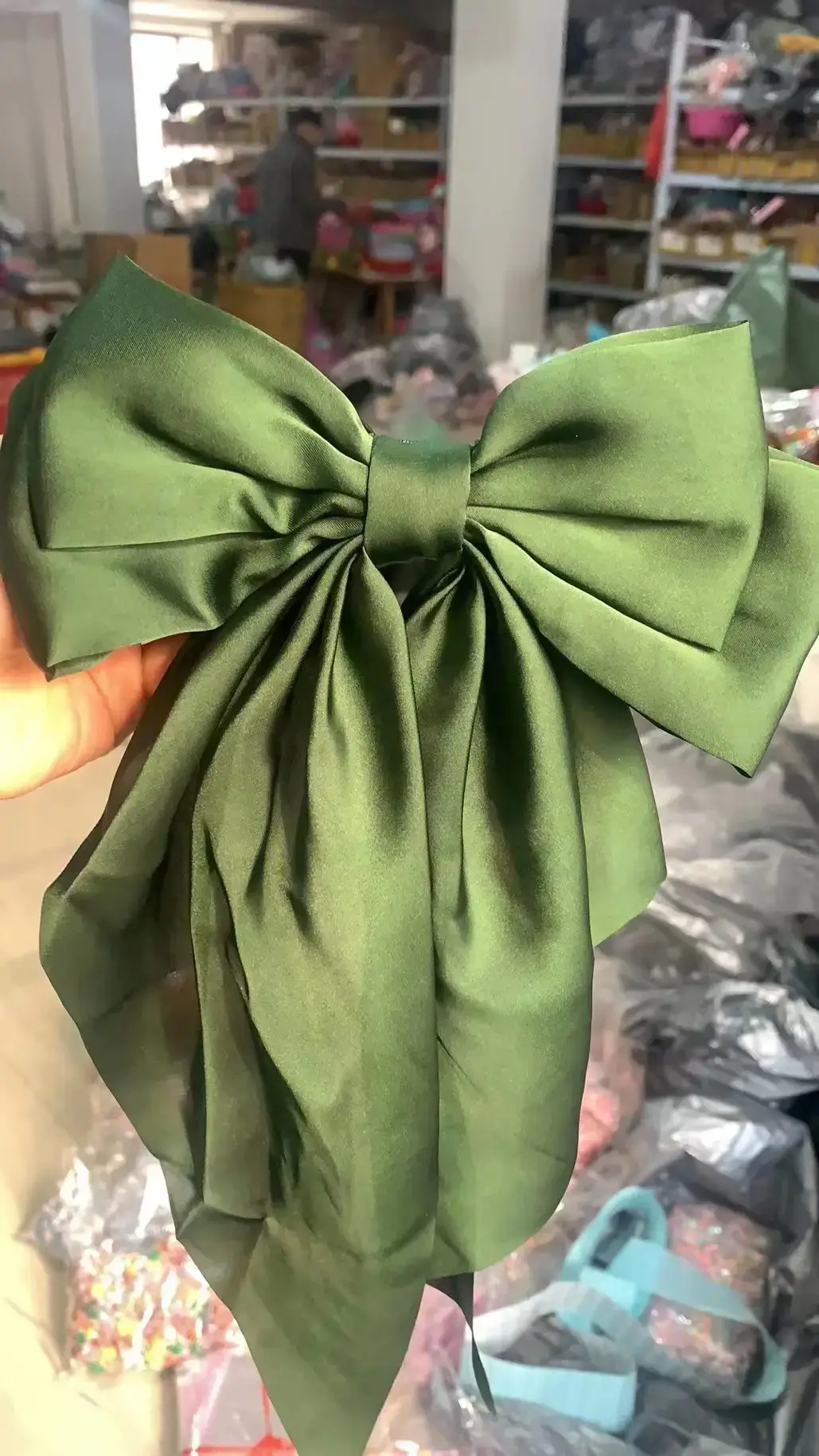 Green Bow Hairband for Back Head, Stylish Bow Hair Accessories — feature 16