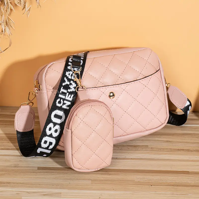 Green Quilted Crossbody Bag for Women 2023 - Image 3