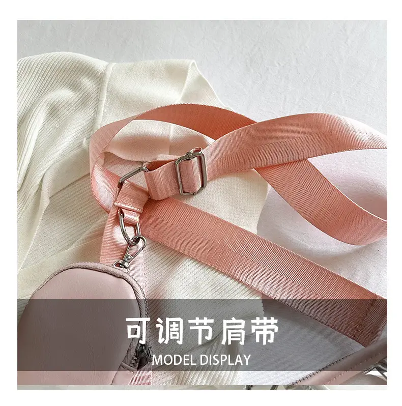New Women's Transparent Crossbody Bag with Heart Design — feature 6