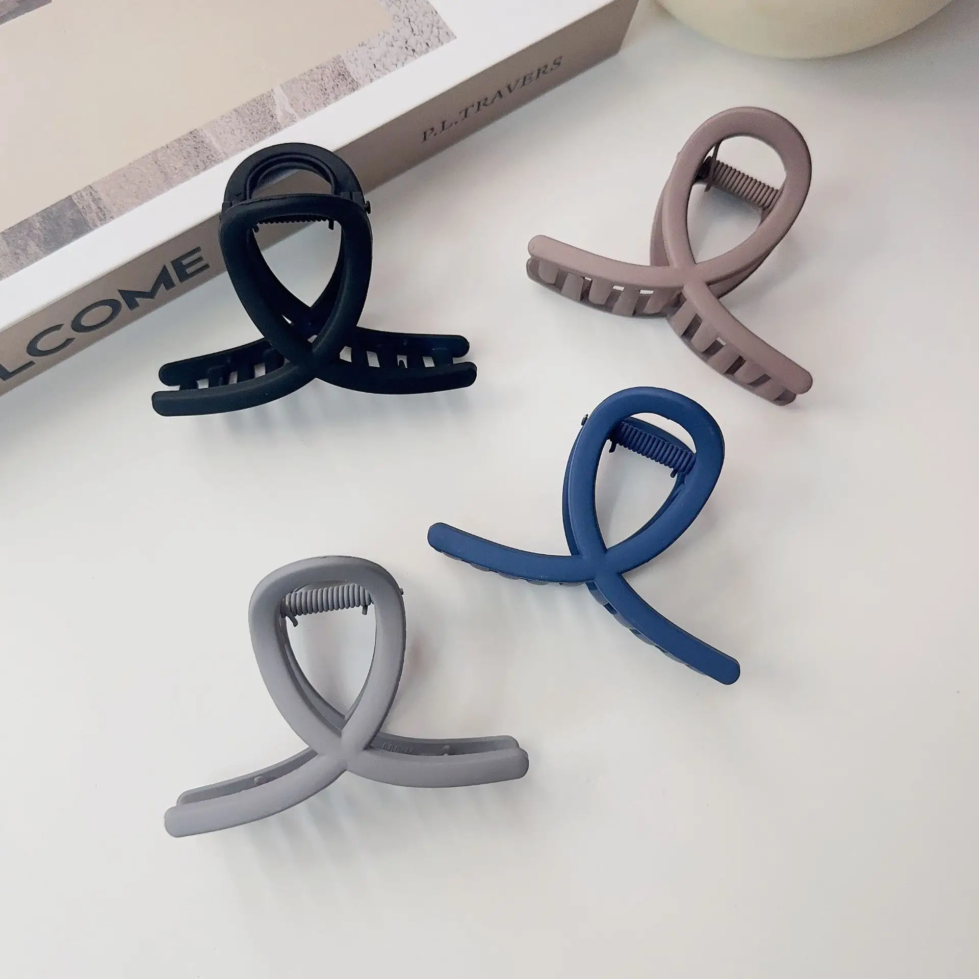 Korean Style Hair Clip Green Advanced Acrylic — feature 15
