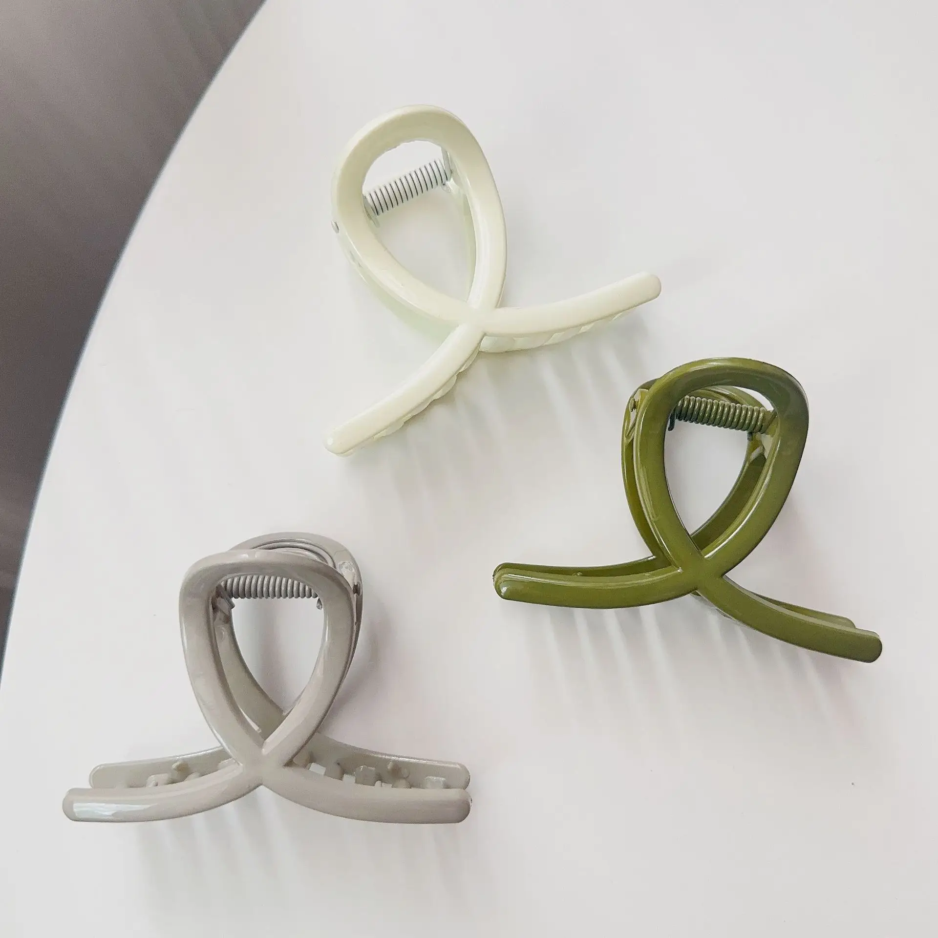Korean Style Hair Clip Green Advanced Acrylic — feature 4