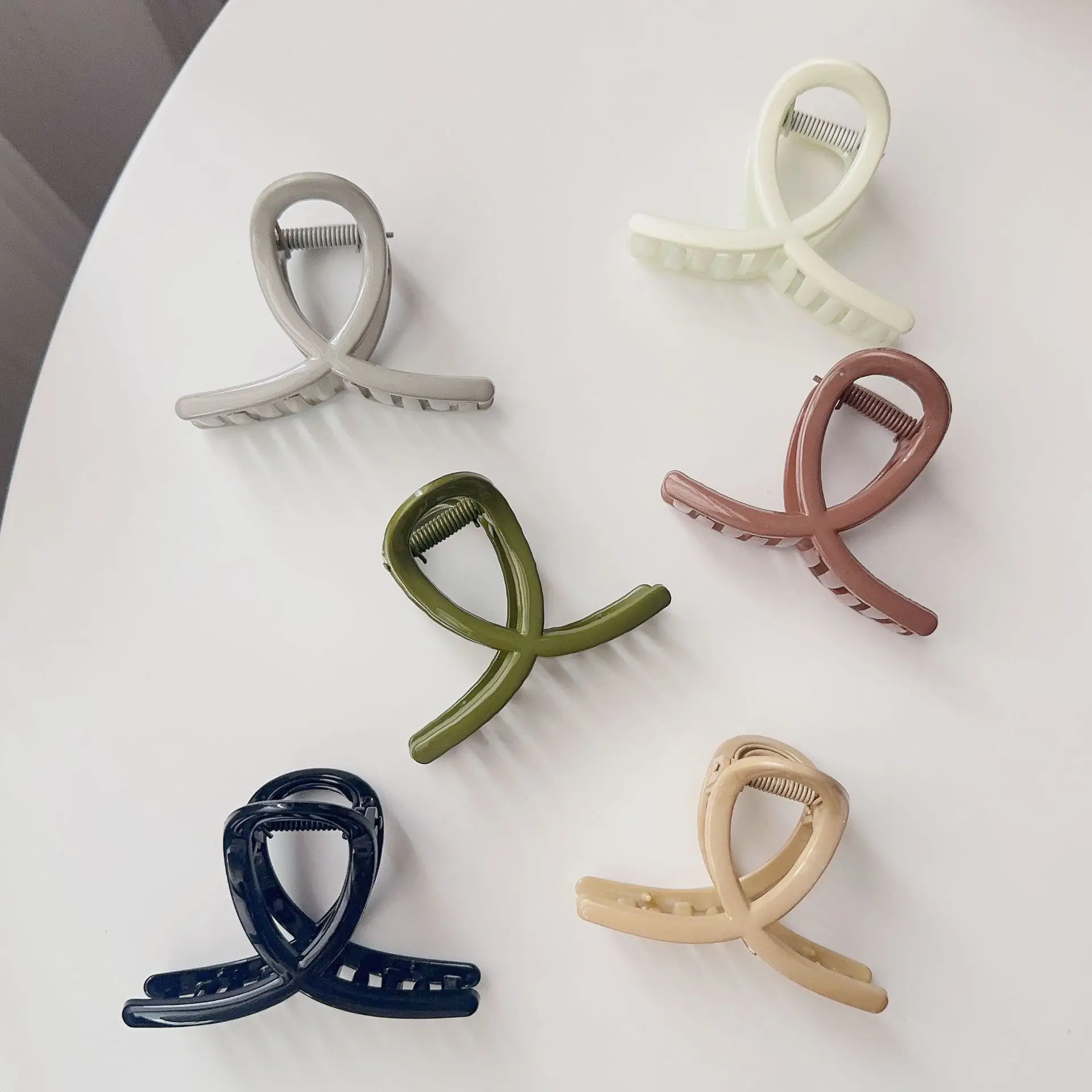 Korean Style Hair Clip Green Advanced Acrylic — feature 5