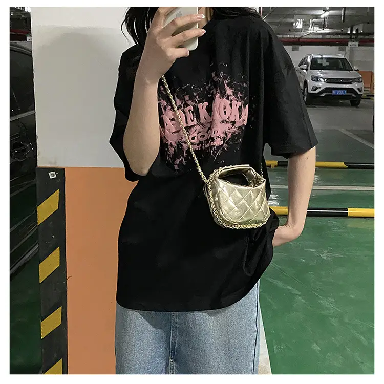 Korean Rhombic Chain Mini Crossbody Bag Black 2023 — feature 25