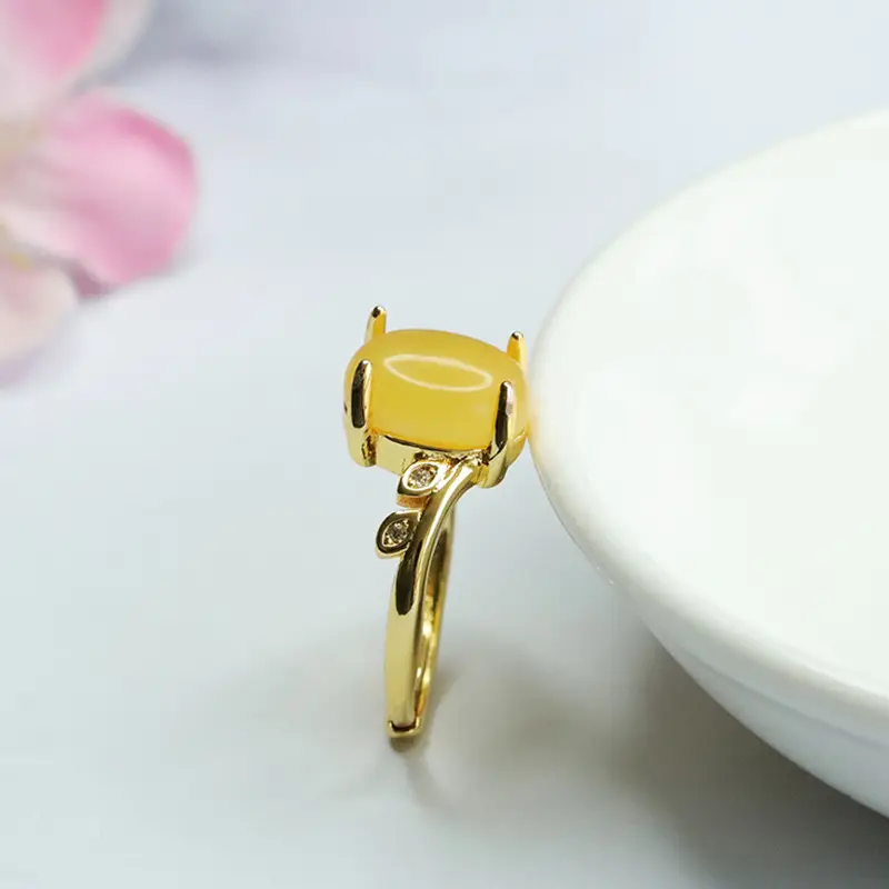 Guan Yu Yellow Amber Ring Full Honey Natural Beeswax - Image 5