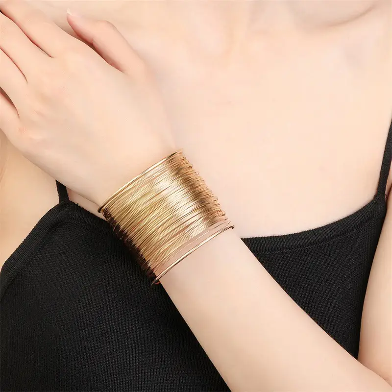 Personalized Metal Wire Open Bracelet with an Exaggerated High-End Feel, Wire-Wrapped Bracelet for Women, Direct Sales from the Manufacturer, Metal Open Bracelet