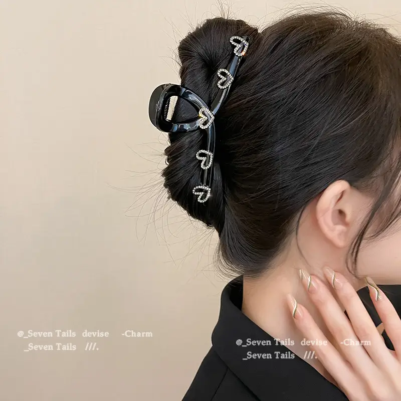 Black Heart Clip for Women's Hair Back 2023