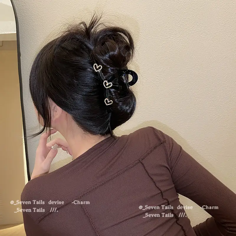 Black Heart Clip for Women's Hair Back 2023