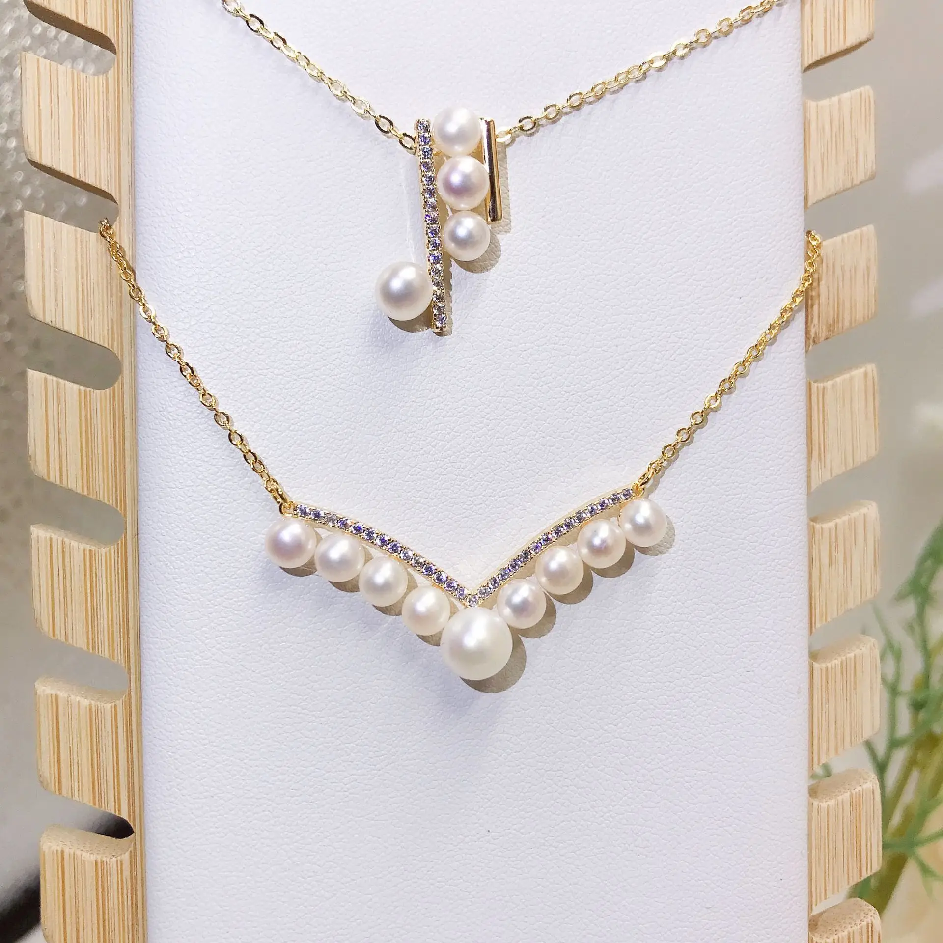 Luxury Pearl Flower Necklace Set Gold Chain — feature 16