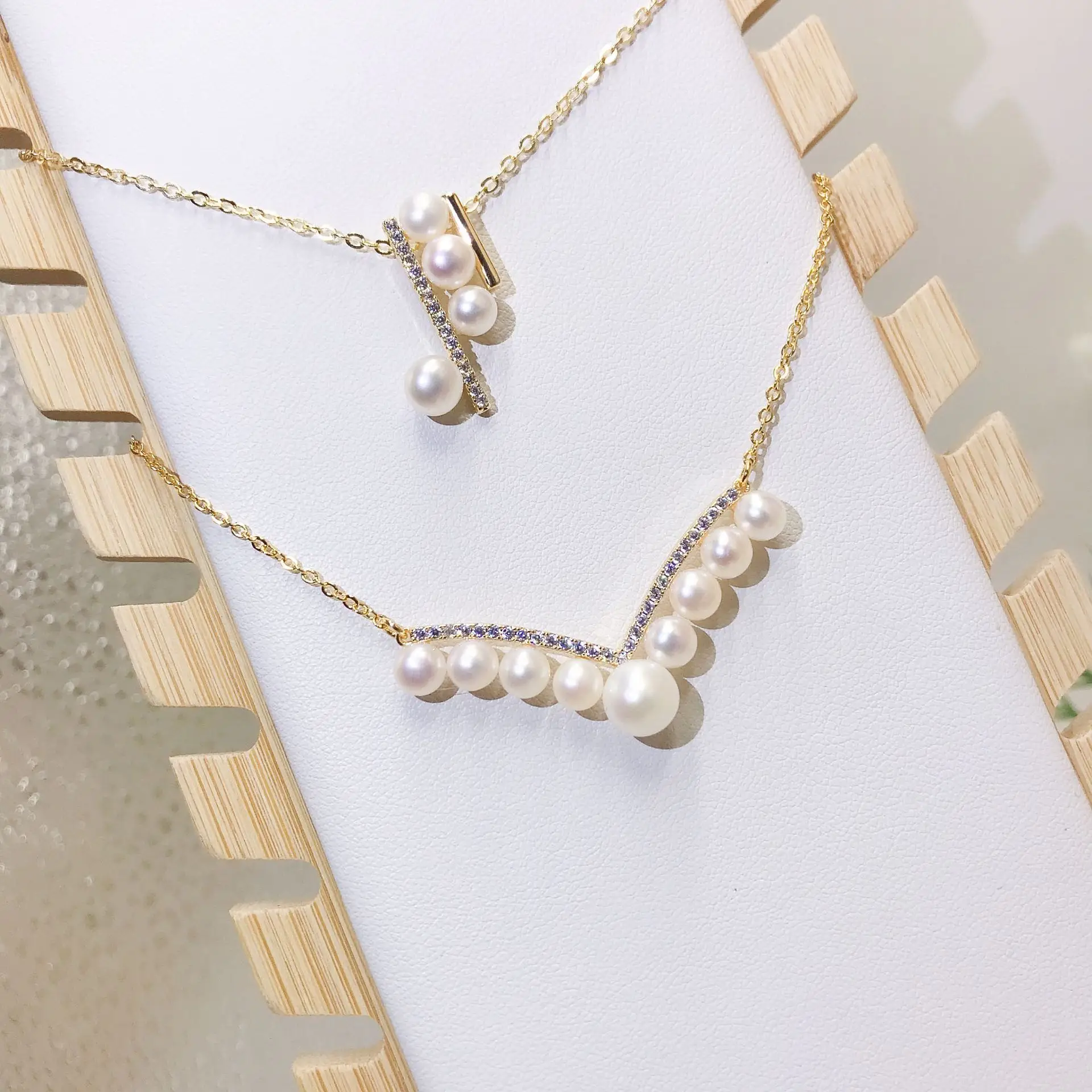 Luxury Pearl Flower Necklace Set Gold Chain — feature 17