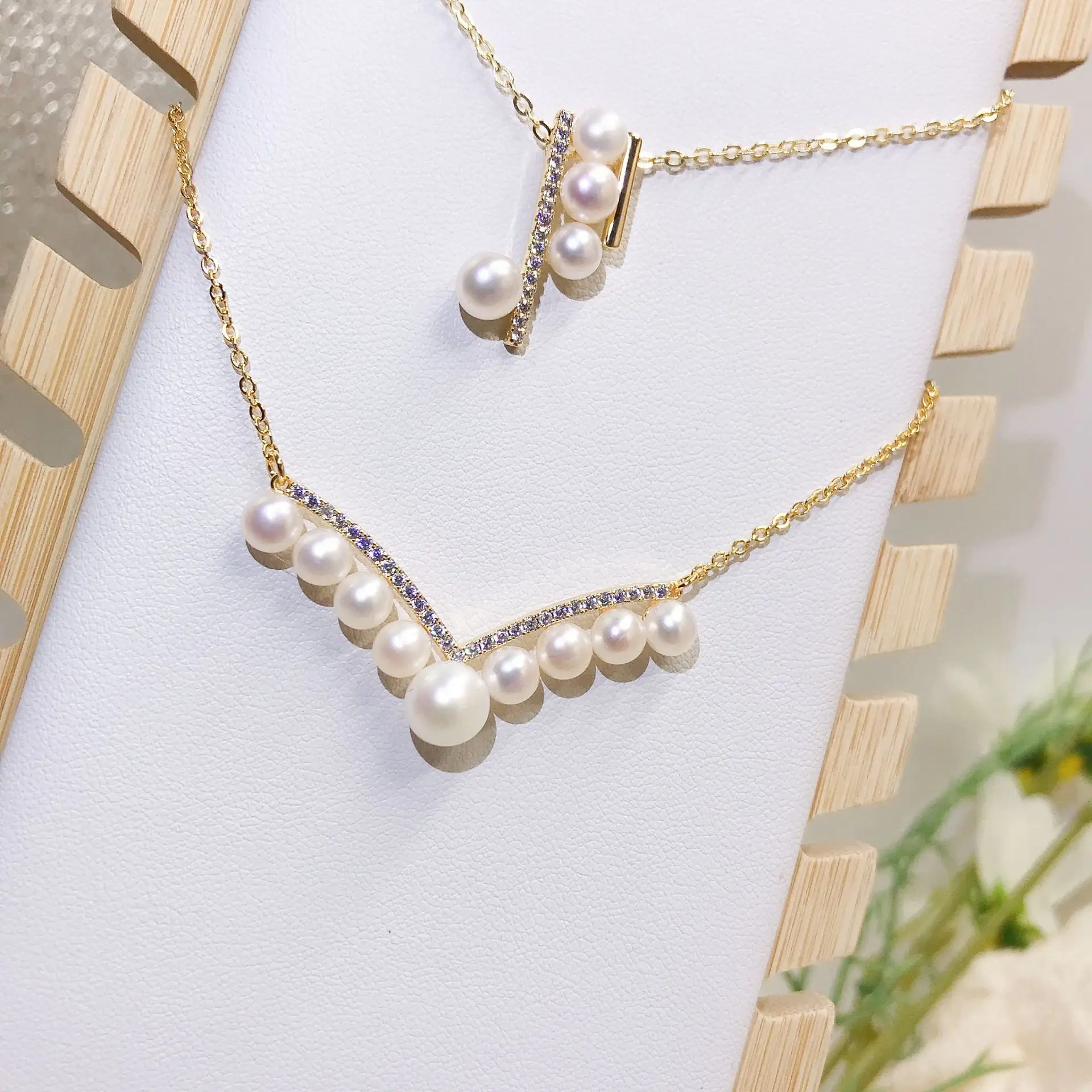 Luxury Pearl Flower Necklace Set Gold Chain — feature 18