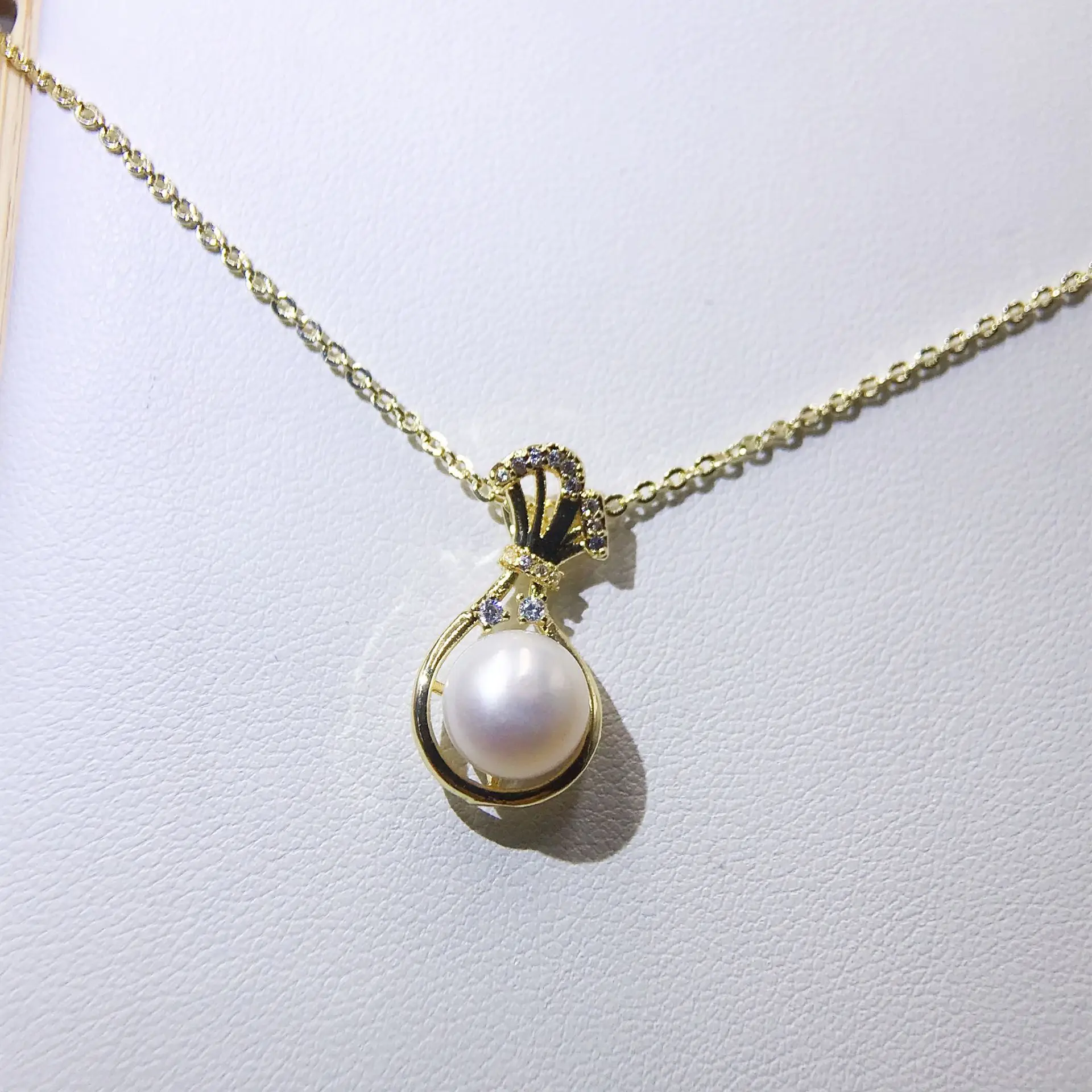 Luxury Pearl Flower Necklace Set Gold Chain — feature 38