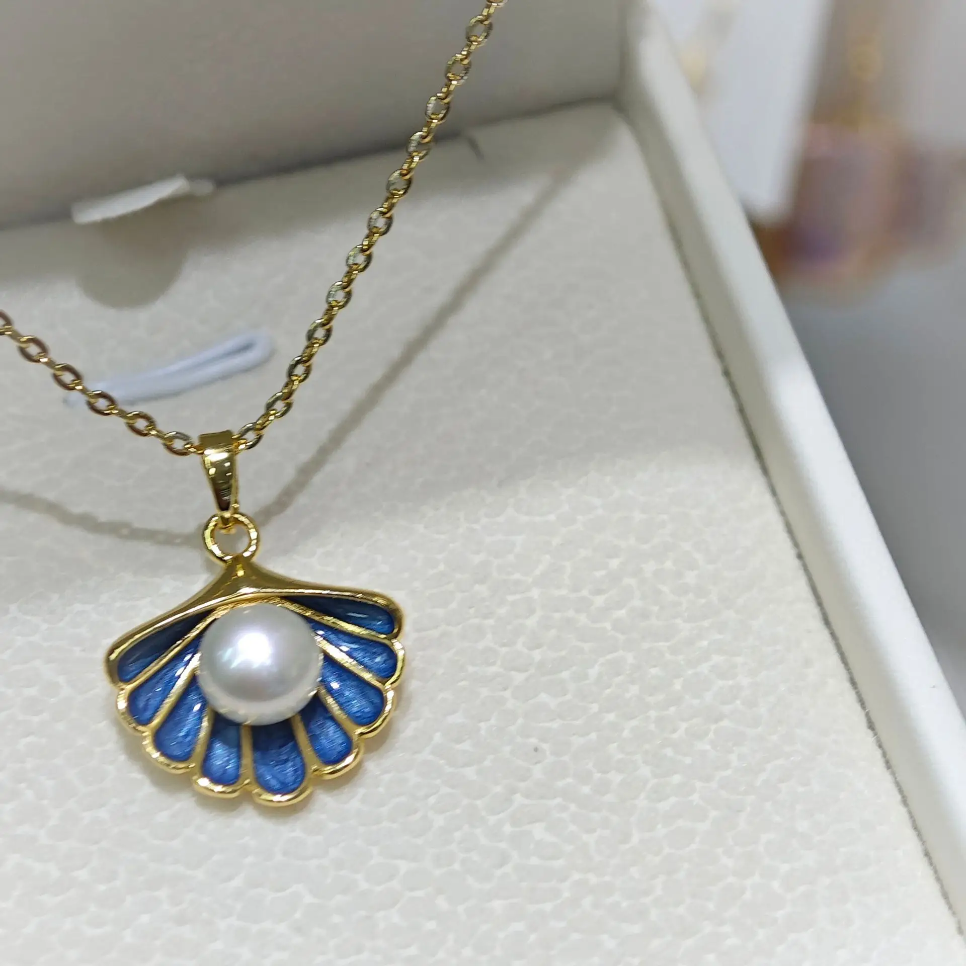 Luxury Pearl Flower Necklace Set Gold Chain — feature 45