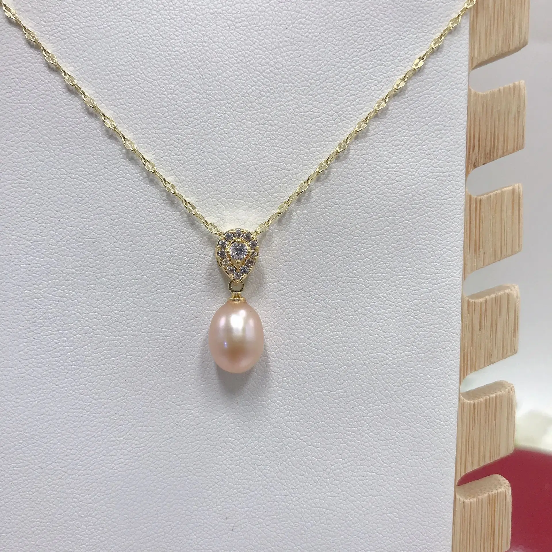 Luxury Pearl Flower Necklace Set Gold Chain — feature 7