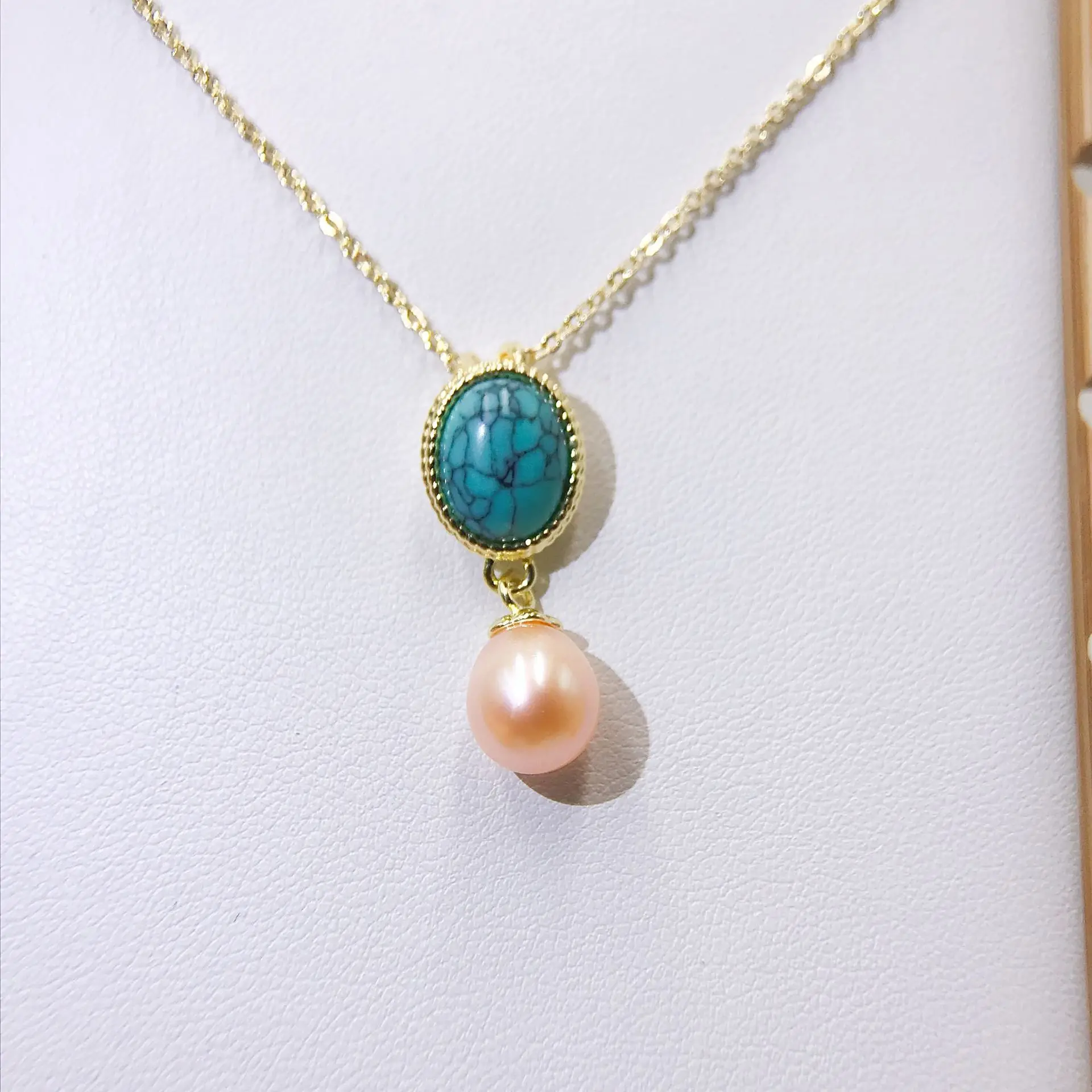 Luxury Pearl Flower Necklace Set Gold Chain - Image 16