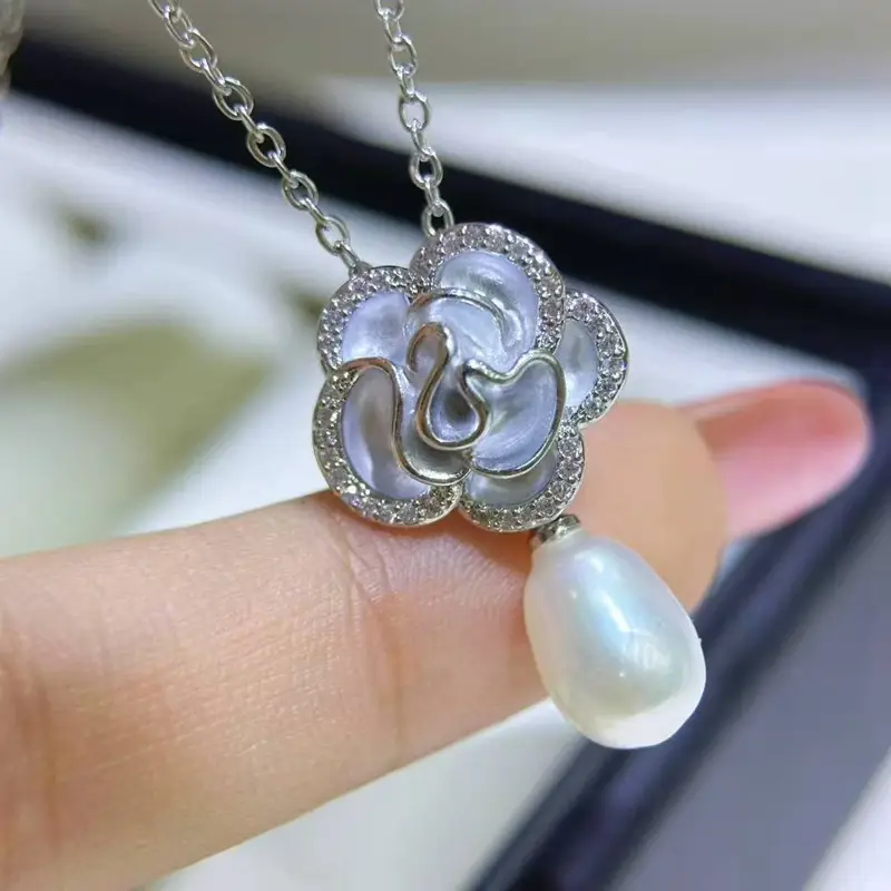 Luxury Pearl Flower Necklace Set Gold Chain - Image 45