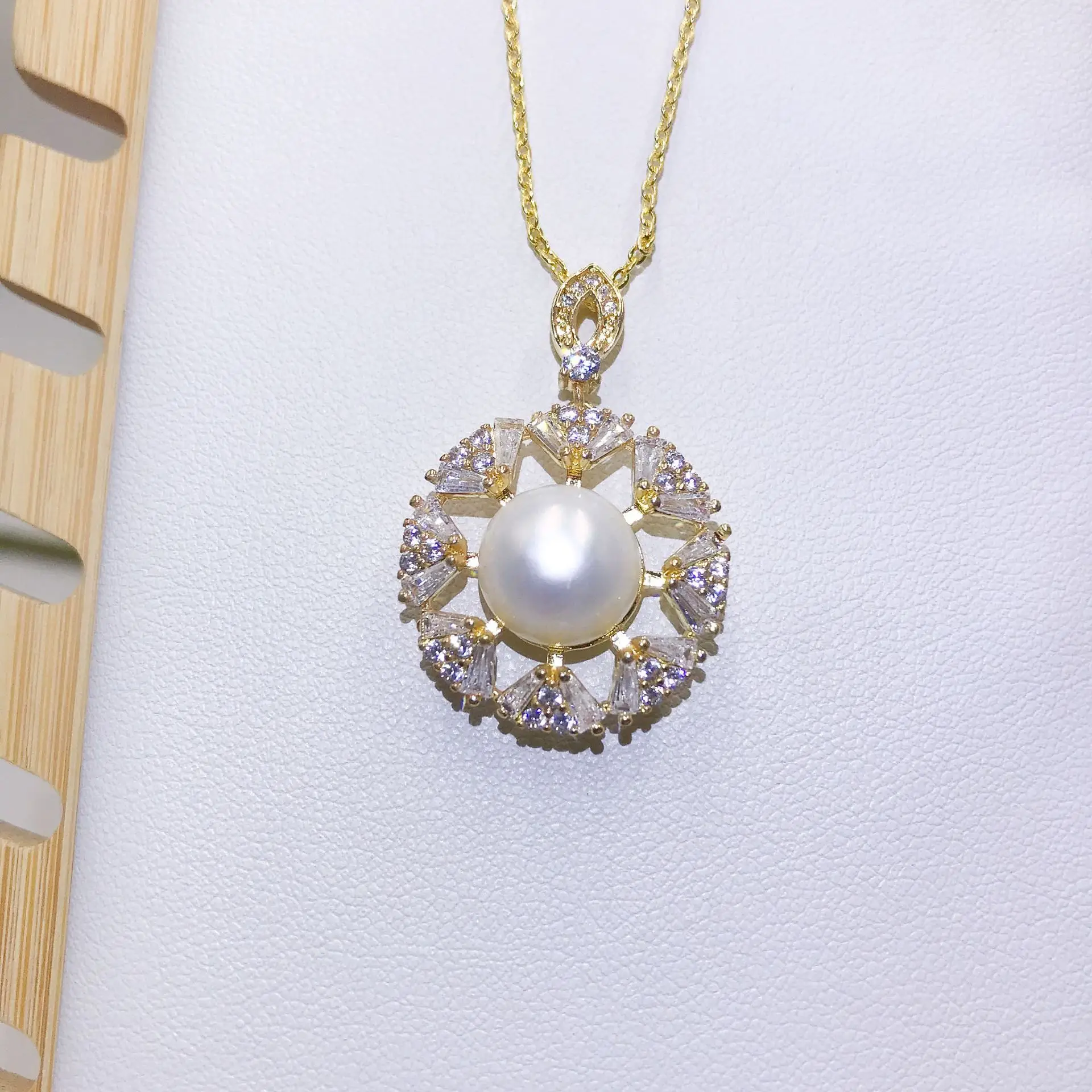 Luxury Pearl Flower Necklace Set Gold Chain - Image 52
