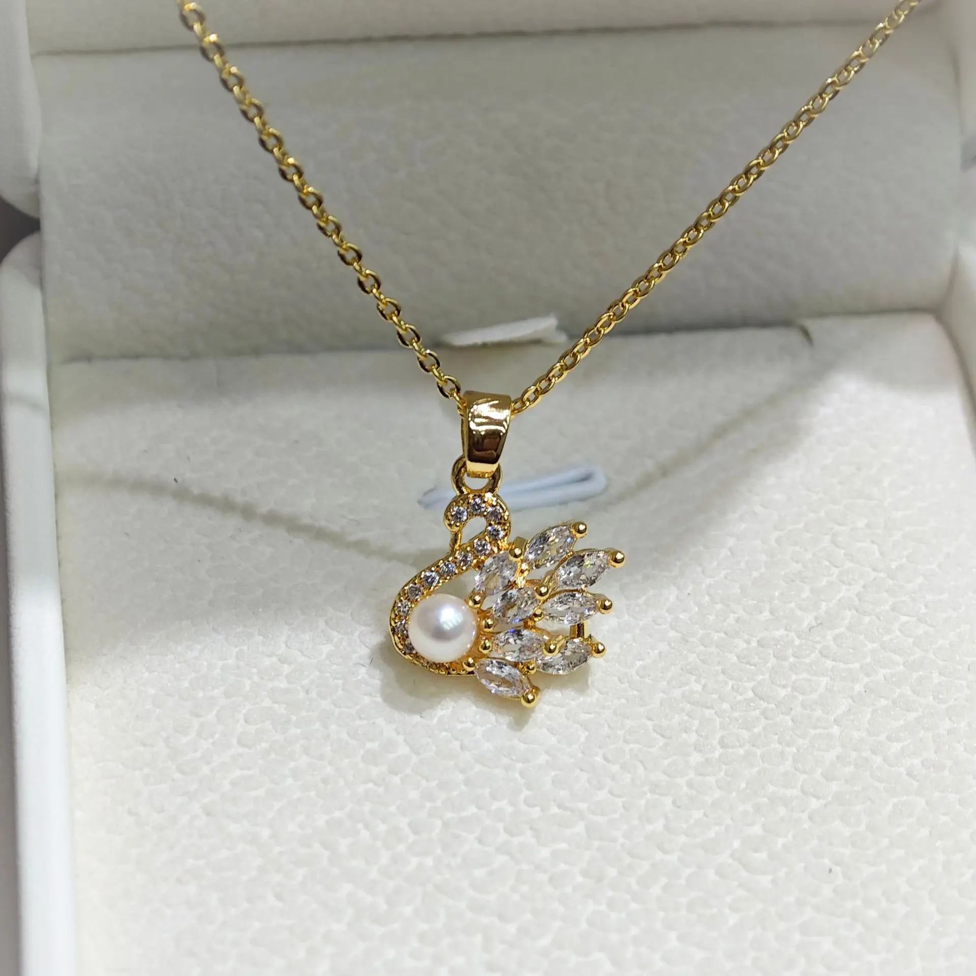 Luxury Pearl Flower Necklace Set Gold Chain - Image 68