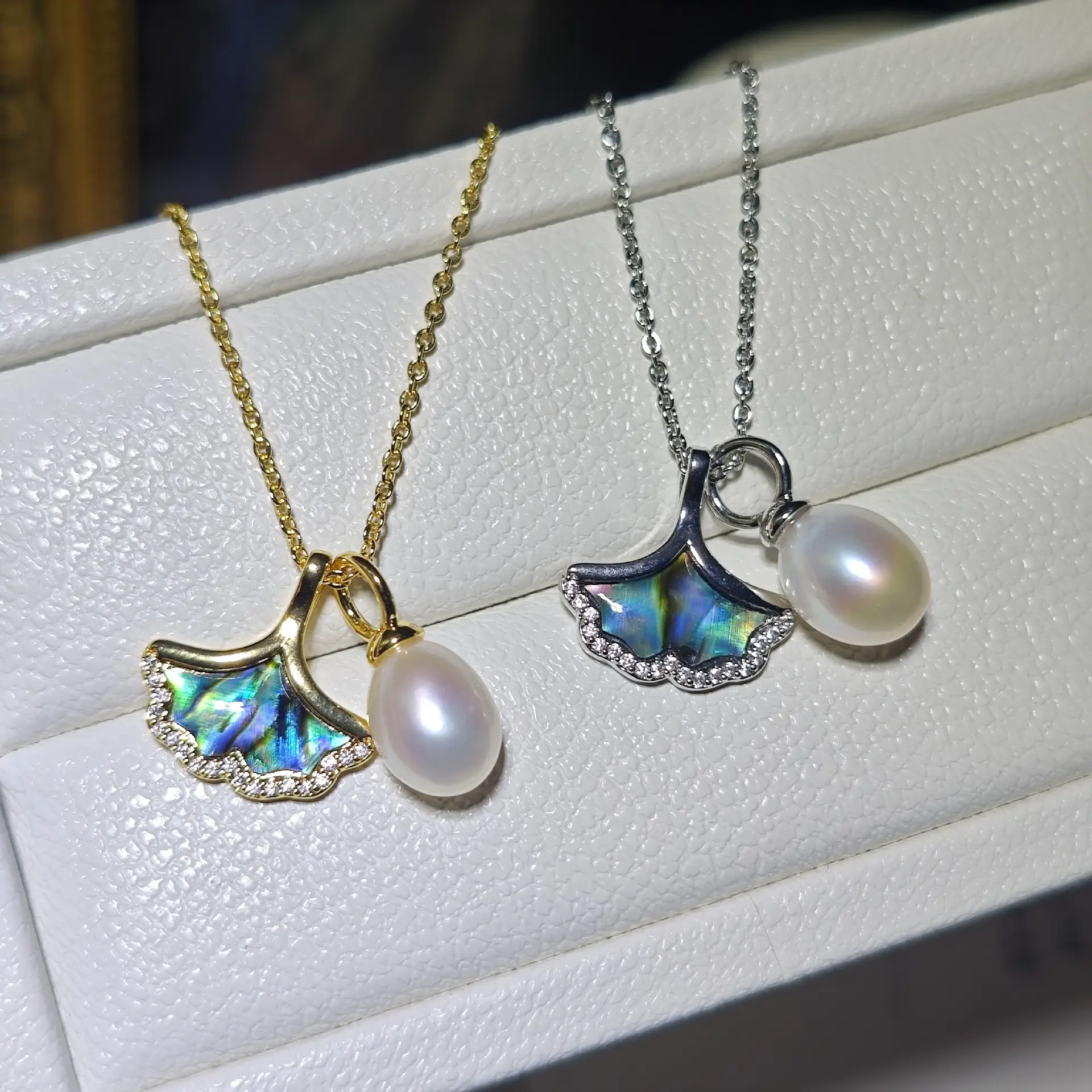 Luxury Pearl Flower Necklace Set Gold Chain - Image 69