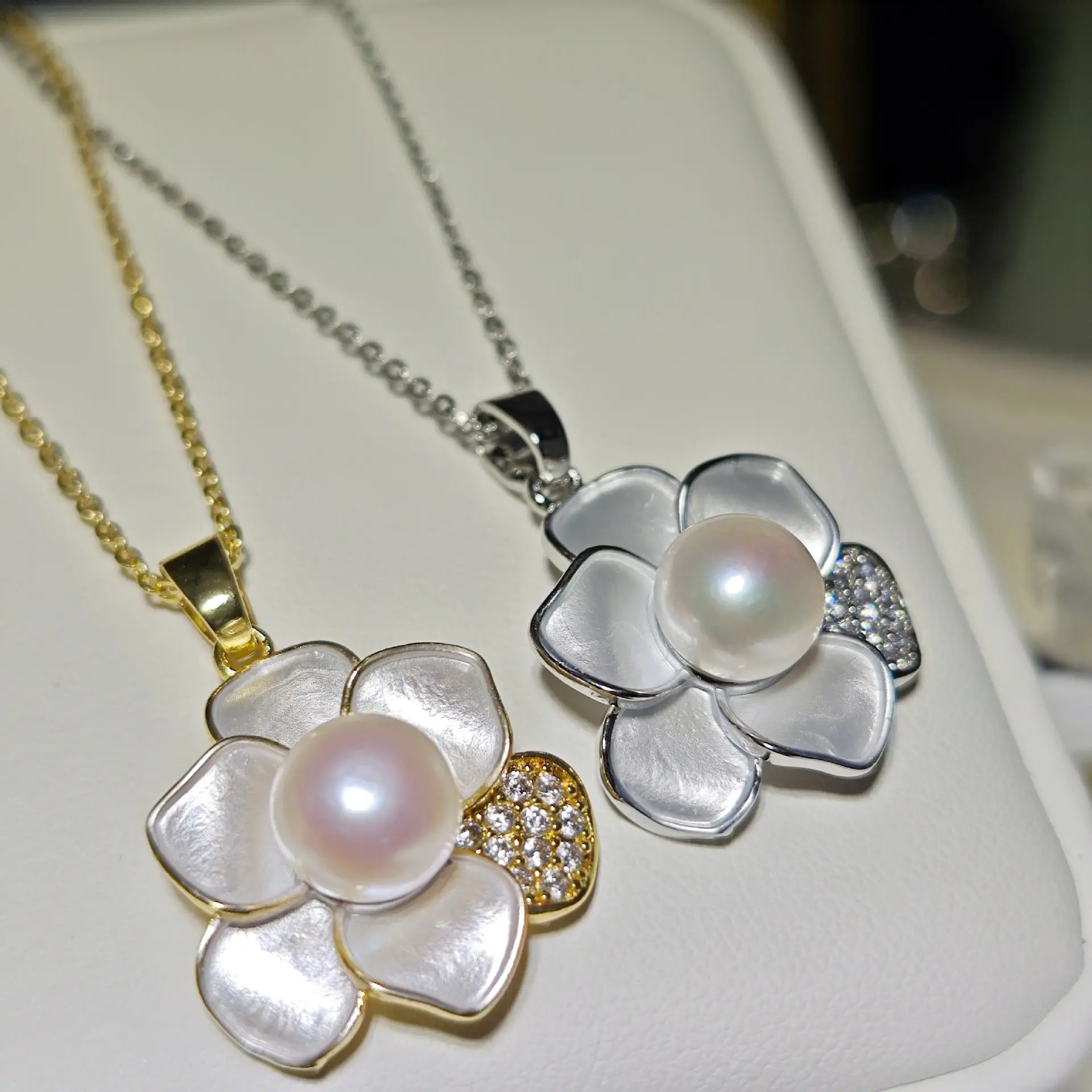 Luxury Pearl Flower Necklace Set Gold Chain - Image 78