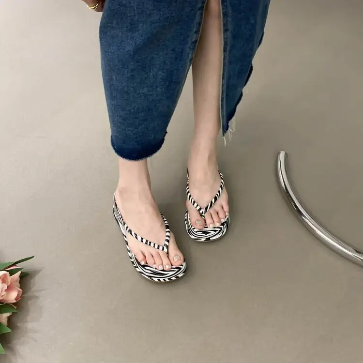 2023 Black Korean Women's Flip Flops Wedge Sandals — feature 9