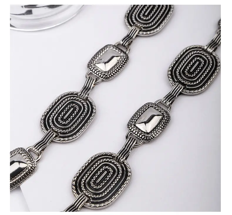 Women's Punk Metal Chain Necklace with Chain Strap β feature 4