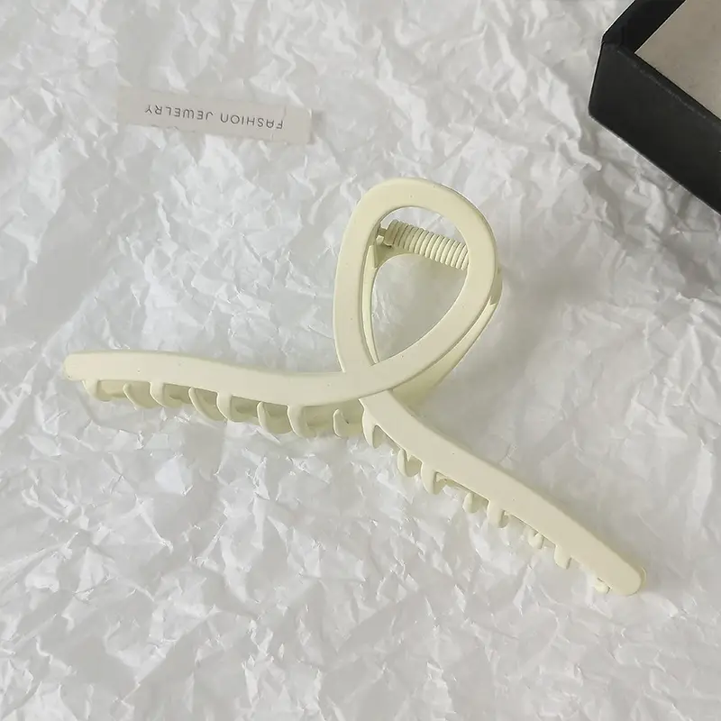 Oversized Hairpin for Women 13cm Back Clip - Image 3