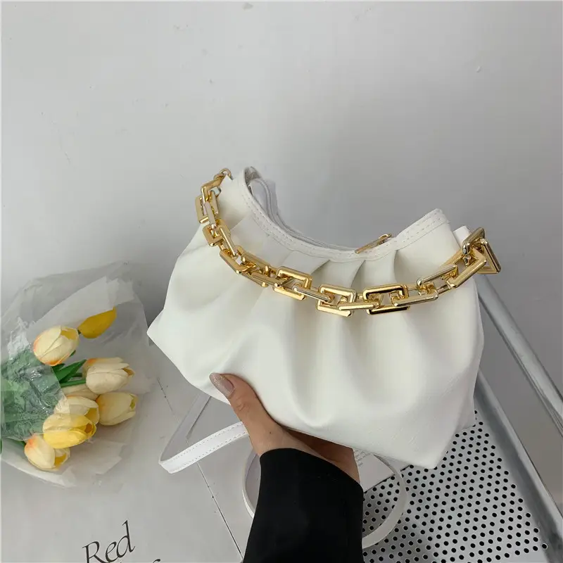 Black Korean Style Chain Shoulder Bag with Gold Chain - Image 2
