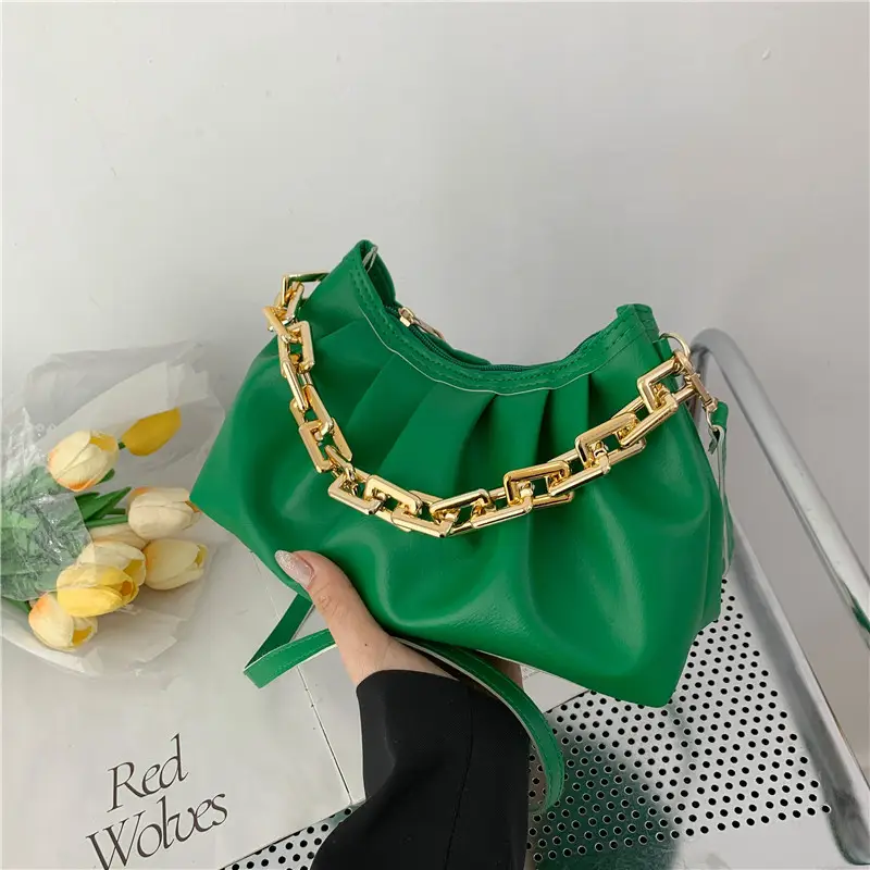 Black Korean Style Chain Shoulder Bag with Gold Chain - Image 4