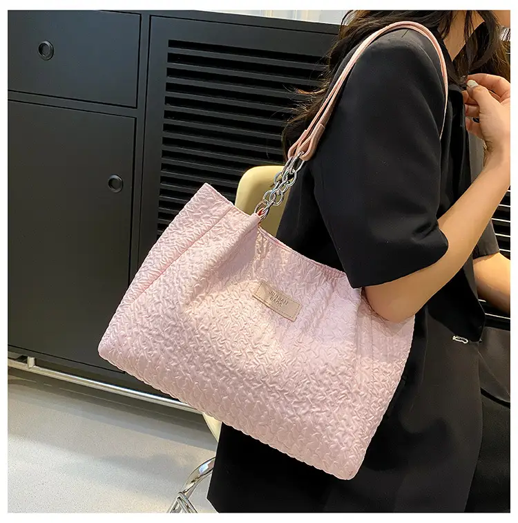 Women's Large Capacity Embroidered Shoulder Bag Beige — feature 16