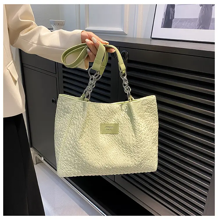 Women's Large Capacity Embroidered Shoulder Bag Beige — feature 18