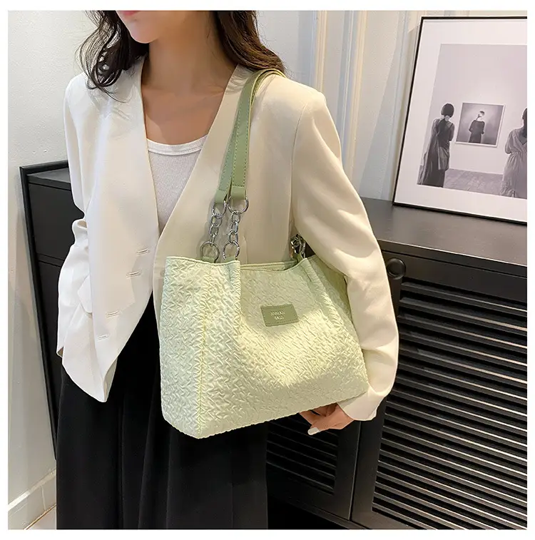 Women's Large Capacity Embroidered Shoulder Bag Beige — feature 20