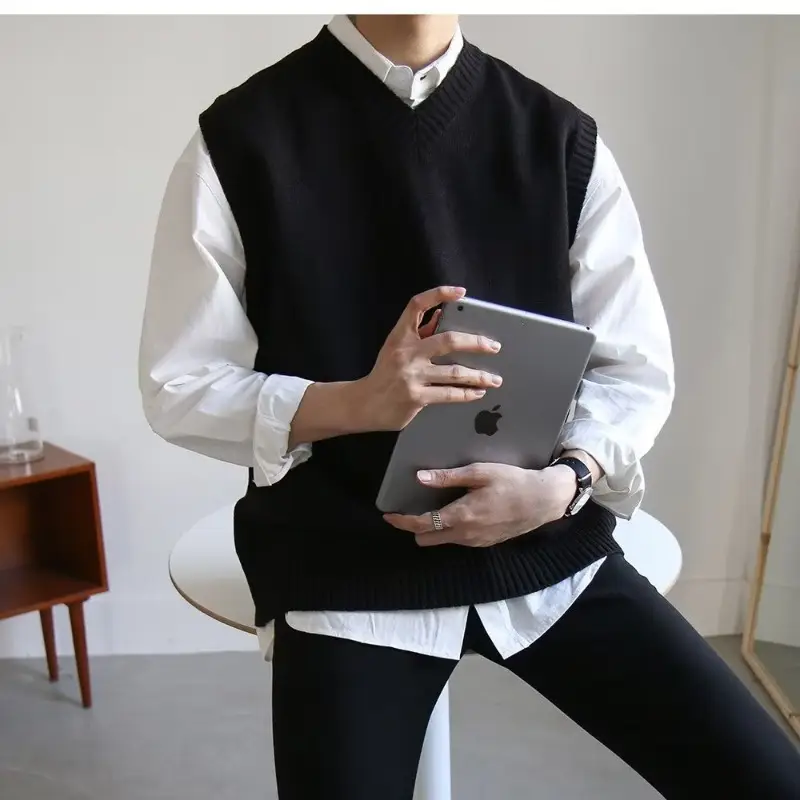 Men's Black Knitted Sleeveless Vest Winter Vest Sweater Jacket - Image 8