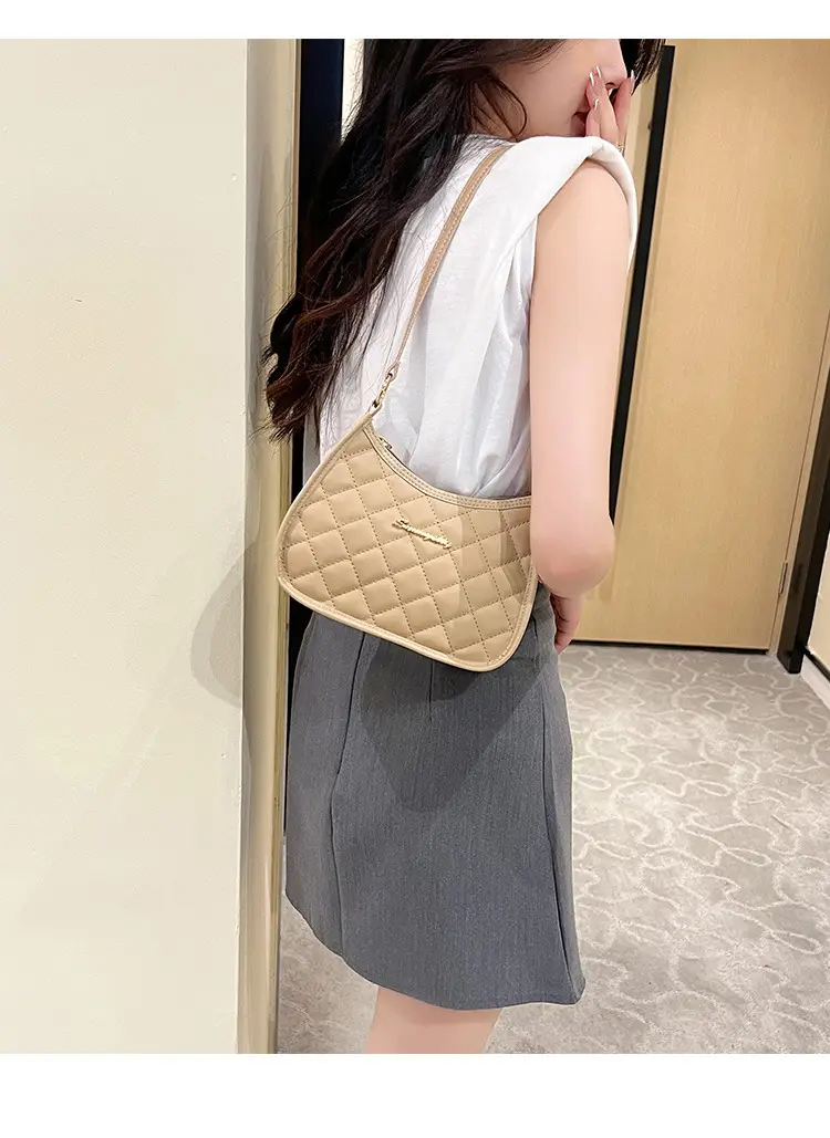 Pink Quilted Women's Shoulder Bag 2023 — feature 17