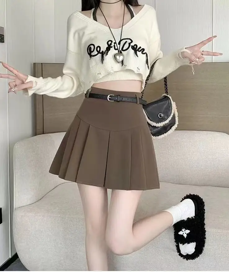 White Pleated Skirt with Belt for Women — feature 8
