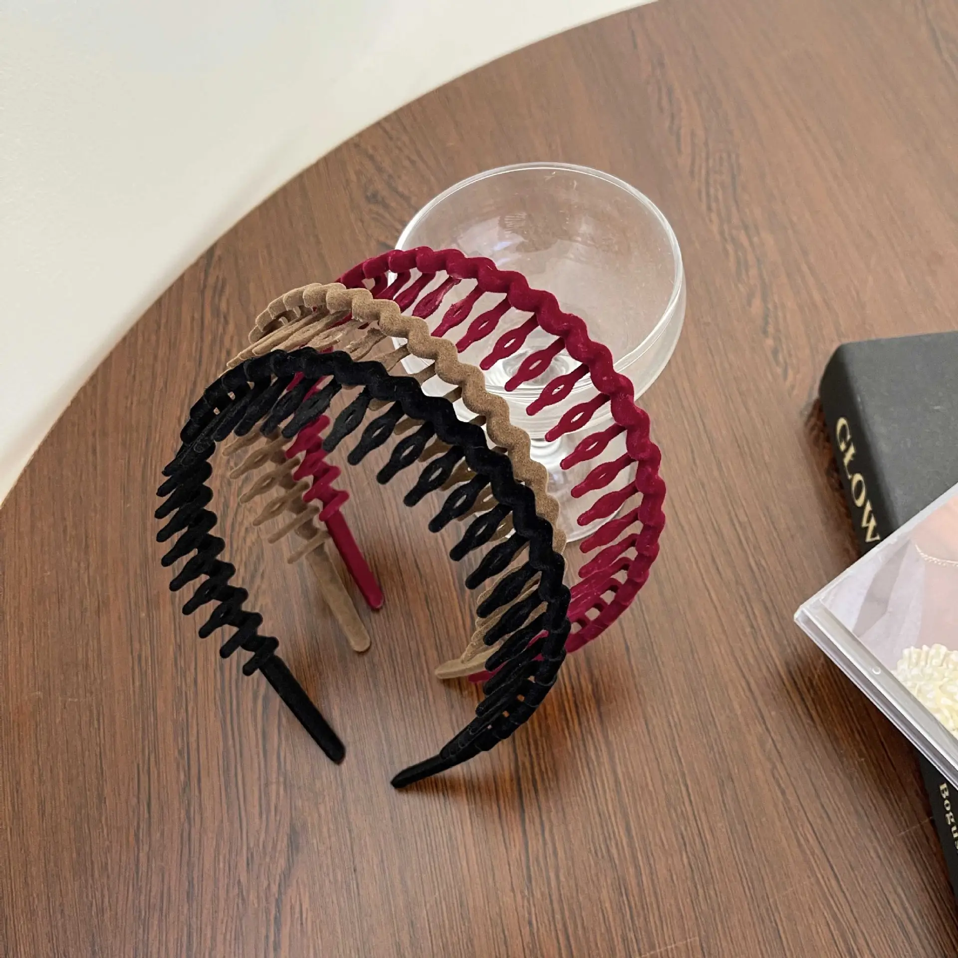 New Wave Tooth High Cranial Top Hair Band for Face Washing Non-Slip Headband — feature 7