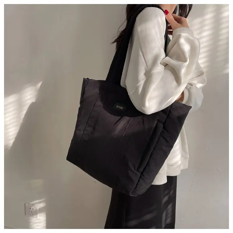 Women's Large Capacity Cloth Tote Bag Cream 2026 — feature 21
