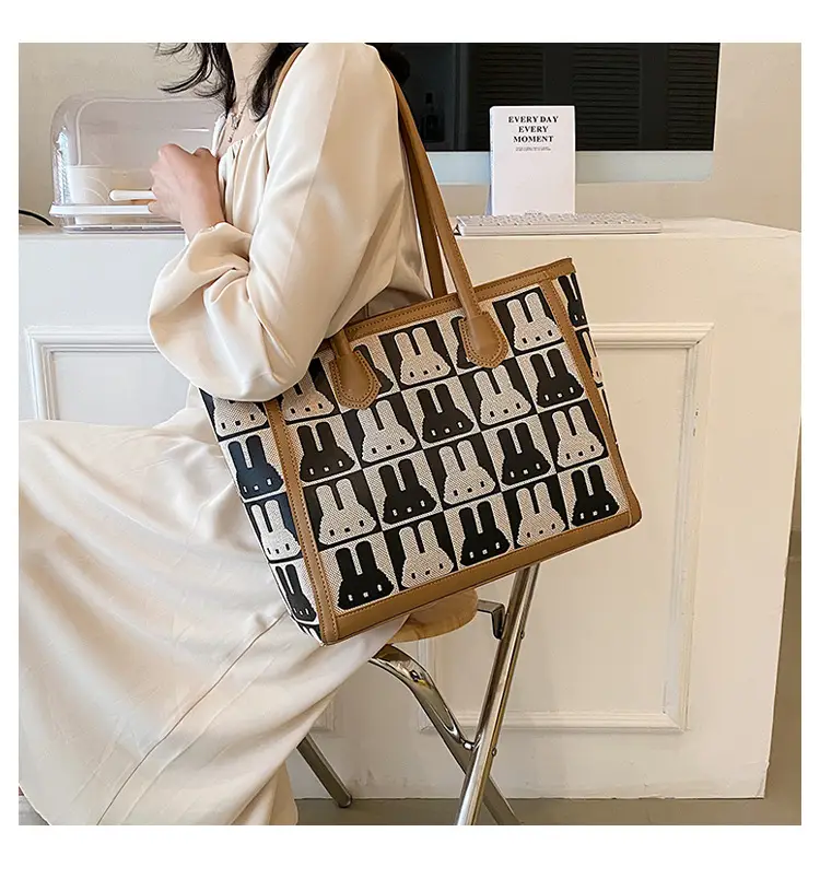 Women's Large Capacity Rabbit Print Tote Bag — feature 16
